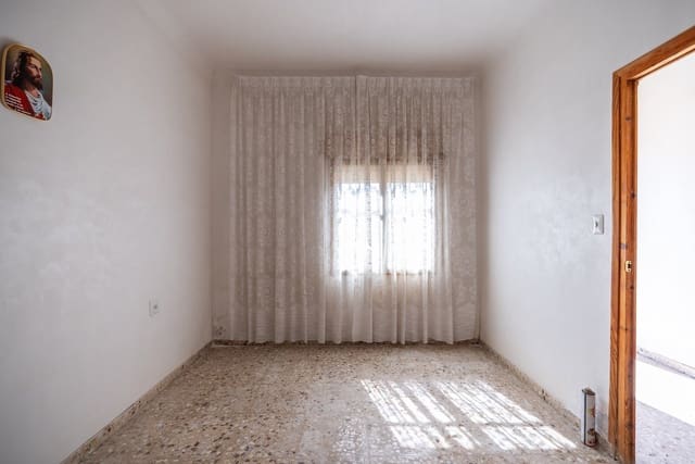 Casa de 5 habitaciones en Jumilla en venta con piscina garaje - 99.950 € (Ref: 10114448)