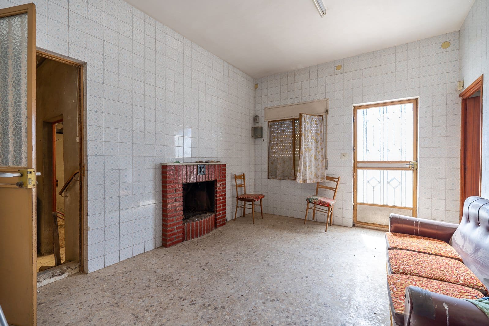 Casa de 5 habitaciones en Jumilla en venta con piscina garaje - 99.950 € (Ref: 10114448)