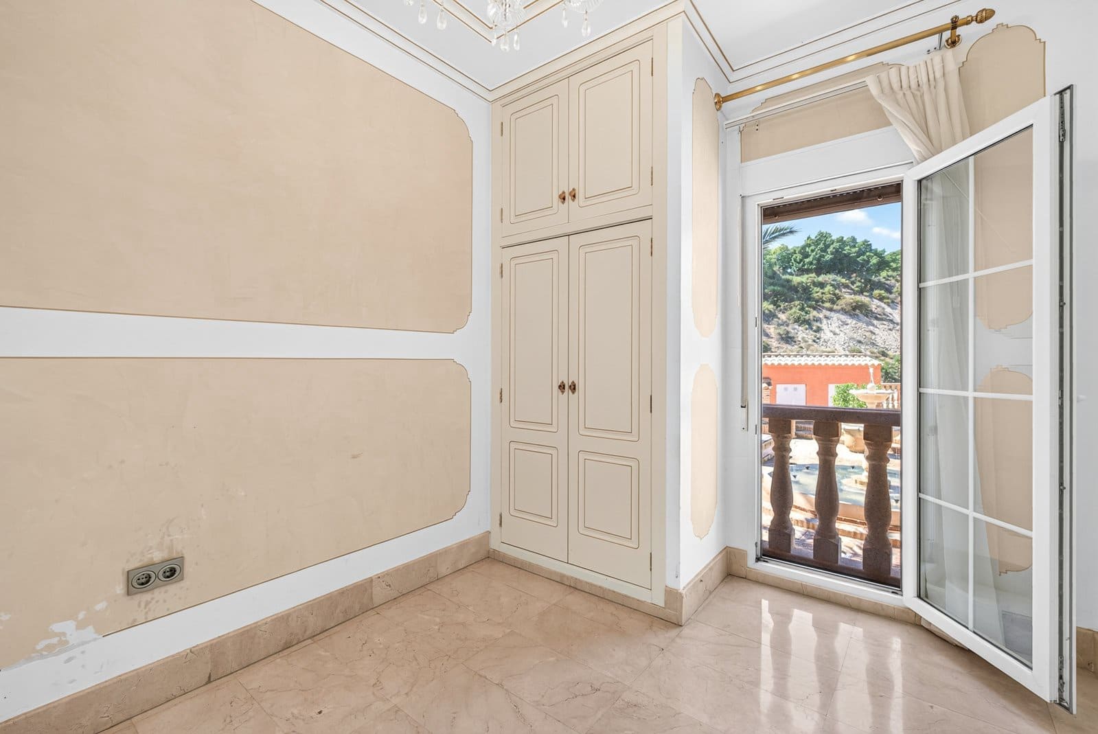 5 chambre Villa/Maison à vendre à Elche / Elx avec piscine garage - 950 000 € (Ref: 10120935)
