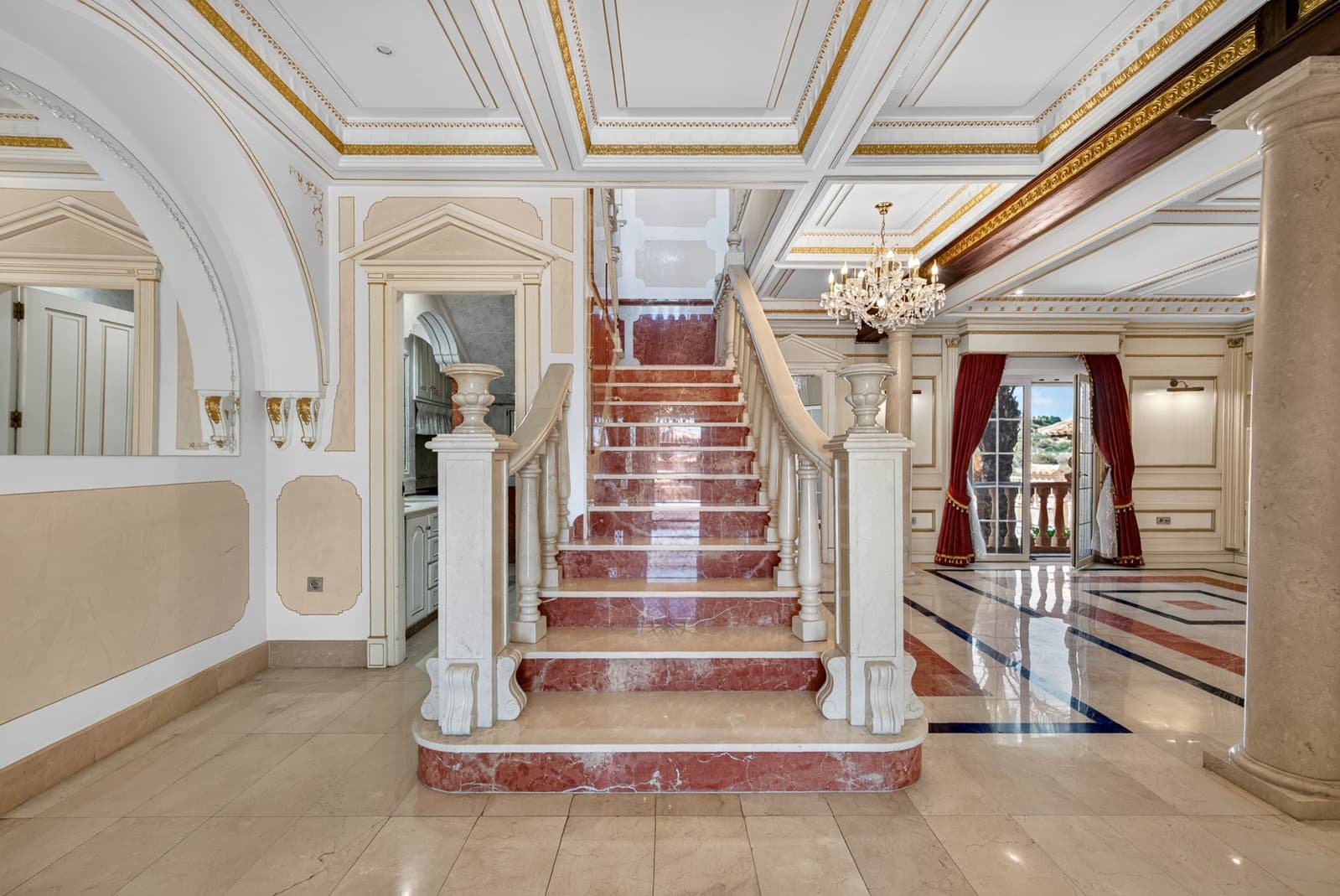 5 chambre Villa/Maison à vendre à Elche / Elx avec piscine garage - 950 000 € (Ref: 10120935)