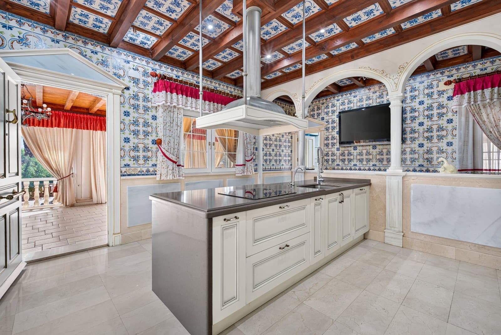 5 chambre Villa/Maison à vendre à Elche / Elx avec piscine garage - 950 000 € (Ref: 10120935)