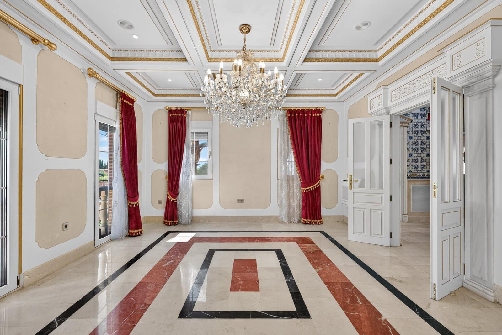 5 chambre Villa/Maison à vendre à Elche / Elx avec piscine garage - 950 000 € (Ref: 10120935)