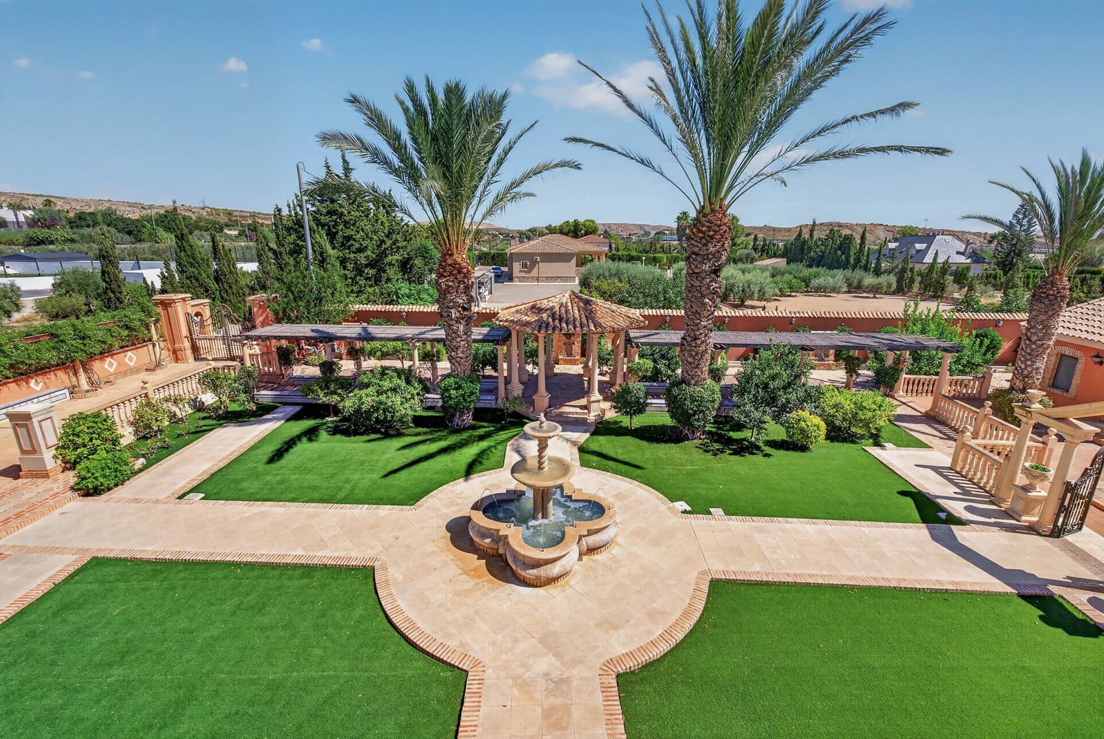 5 chambre Villa/Maison à vendre à Elche / Elx avec piscine garage - 950 000 € (Ref: 10120935)