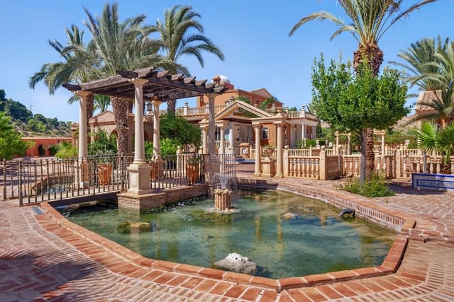 5 soveværelse Villa til salg i Elche / Elx med swimmingpool garage - € 950.000 (Ref: 10120935)