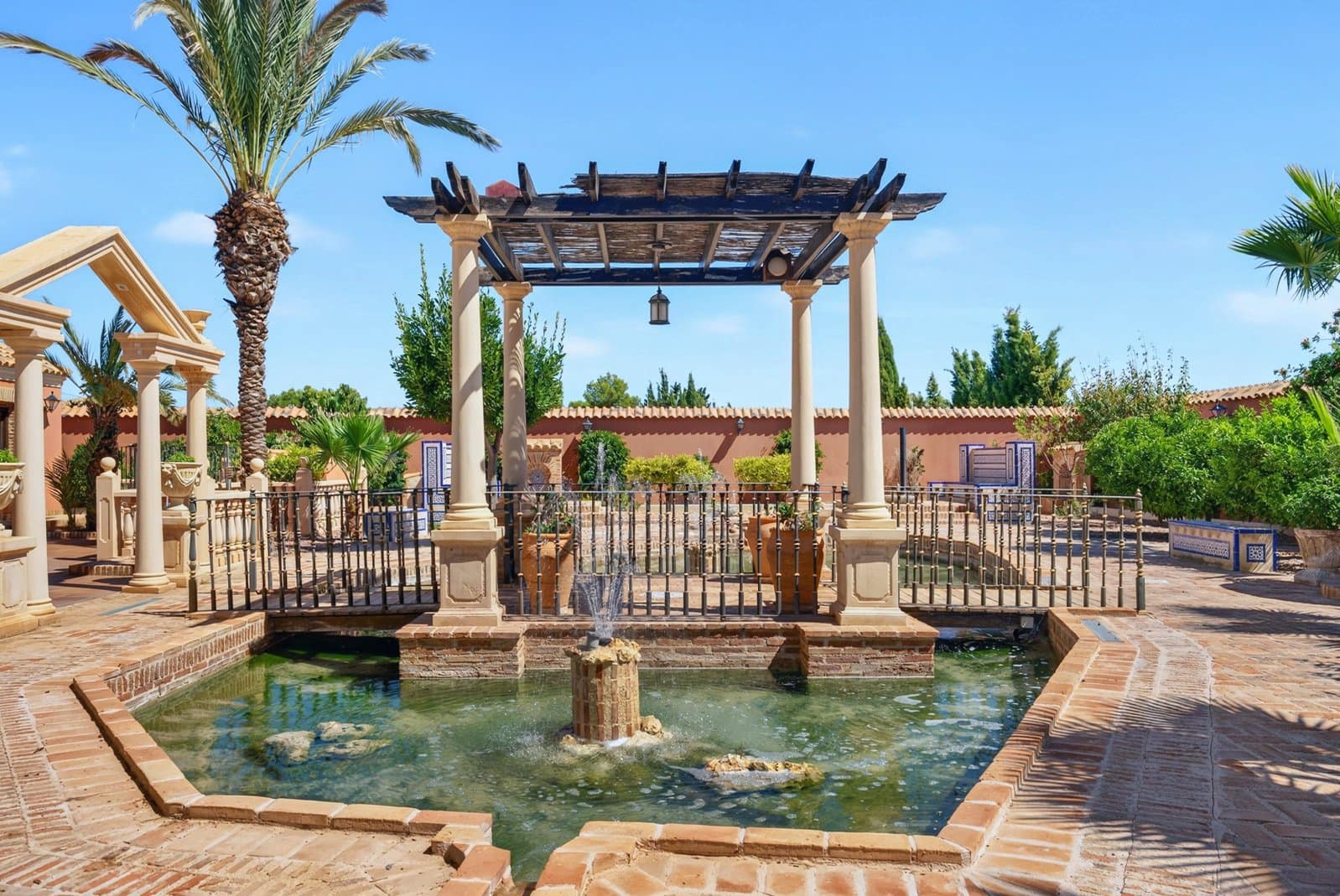 5 chambre Villa/Maison à vendre à Elche / Elx avec piscine garage - 950 000 € (Ref: 10120935)