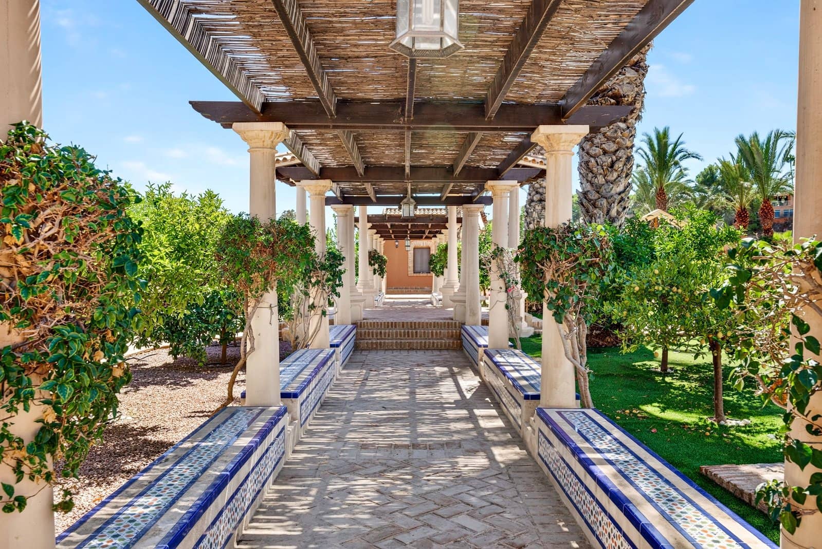 5 chambre Villa/Maison à vendre à Elche / Elx avec piscine garage - 950 000 € (Ref: 10120935)