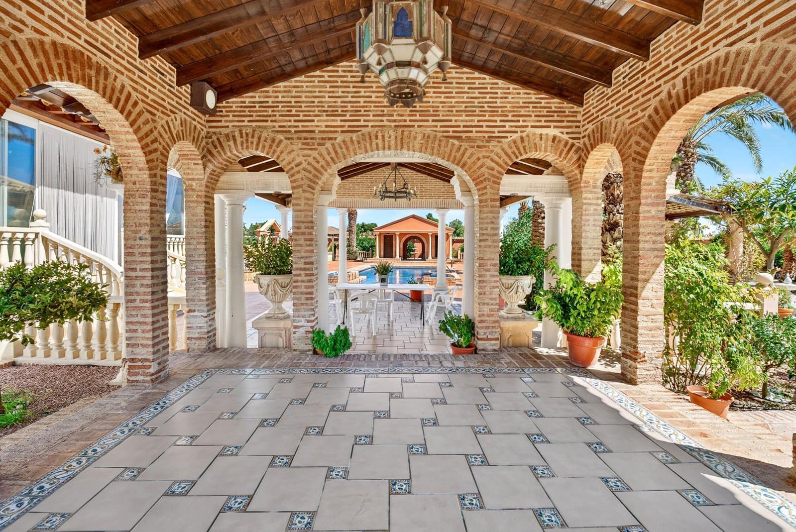 5 chambre Villa/Maison à vendre à Elche / Elx avec piscine garage - 950 000 € (Ref: 10120935)