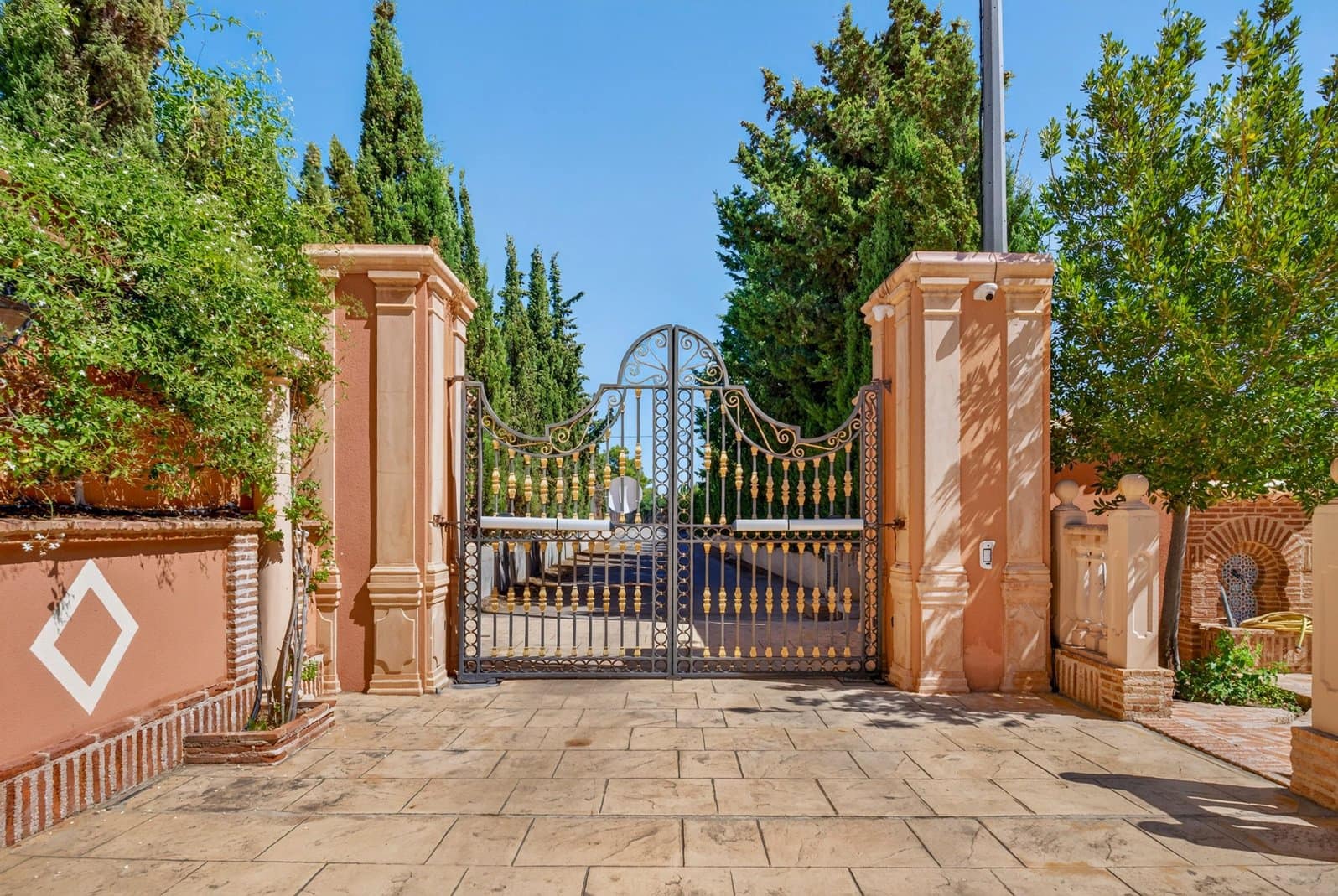 5 chambre Villa/Maison à vendre à Elche / Elx avec piscine garage - 950 000 € (Ref: 10120935)