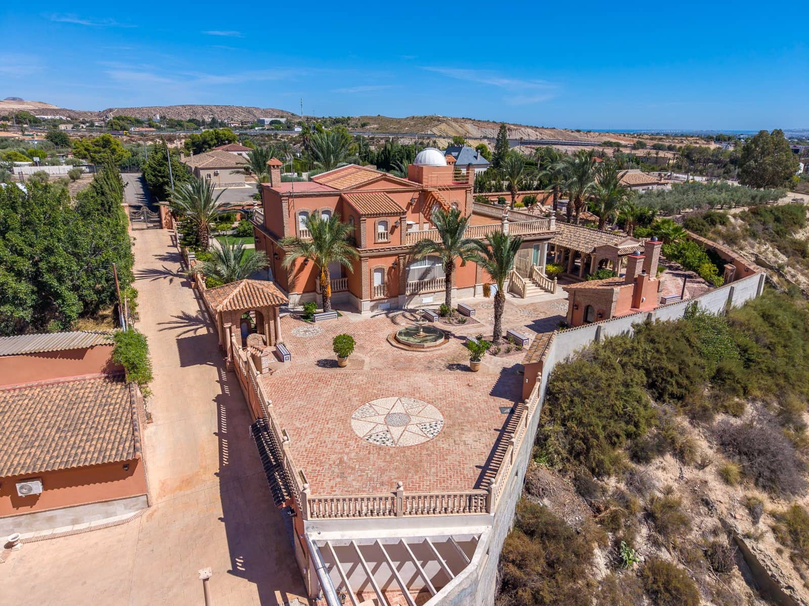 5 chambre Villa/Maison à vendre à Elche / Elx avec piscine garage - 950 000 € (Ref: 10120935)