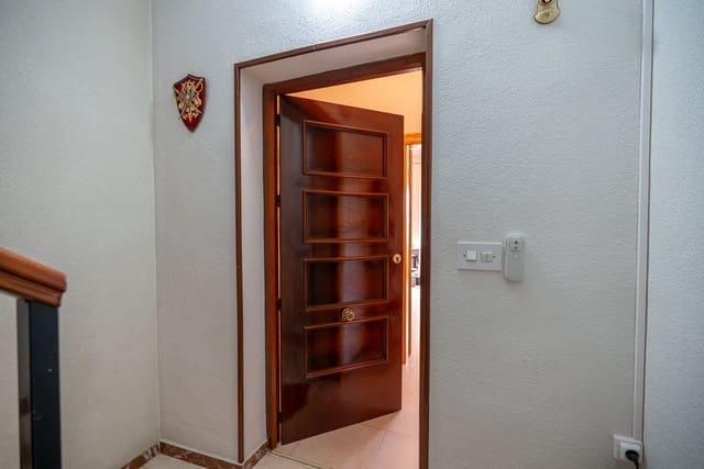 4 camera da letto Casa in vendita in Pinoso con piscina garage - 199.950 € (Rif: 10130178)