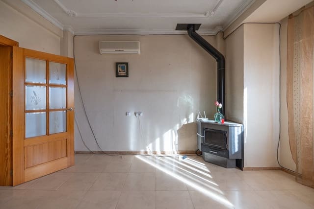 4 camera da letto Casa in vendita in Pinoso con piscina garage - 199.950 € (Rif: 10130178)