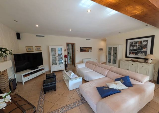 4 chambre Villa/Maison à vendre à Sax avec piscine garage - 399 995 € (Ref: 10140378)