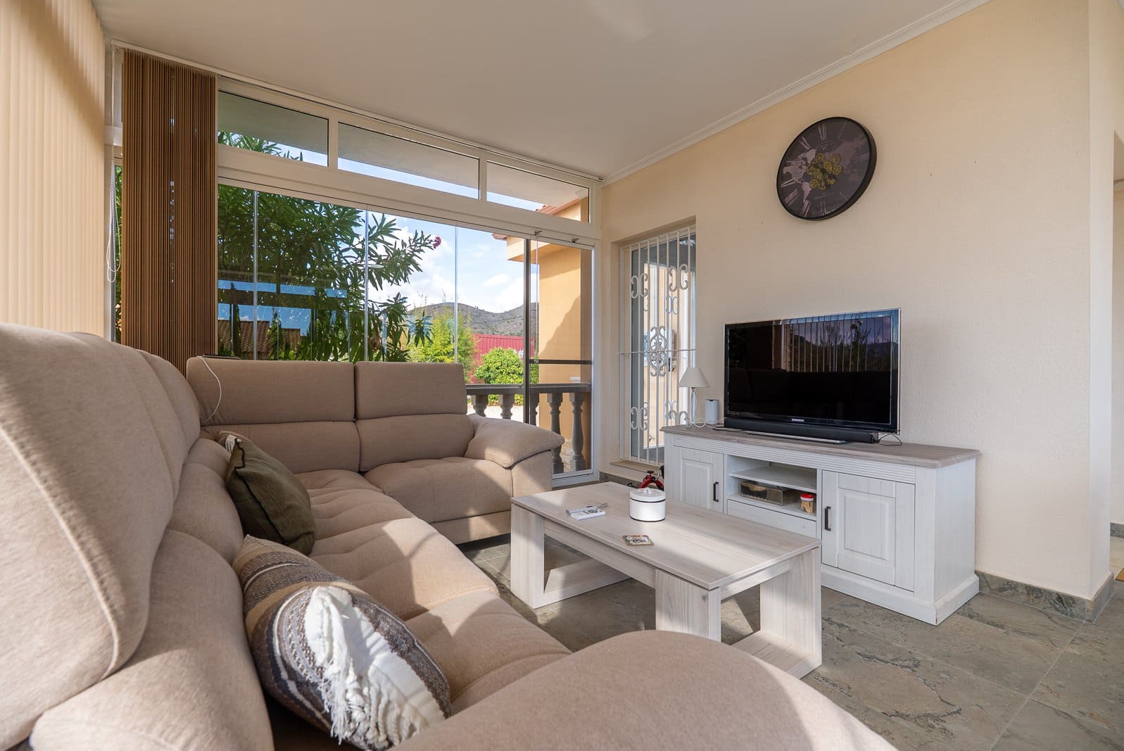 3 slaapkamer Villa te koop in Macisvenda met zwembad garage - € 349.995 (Ref: 10165919)