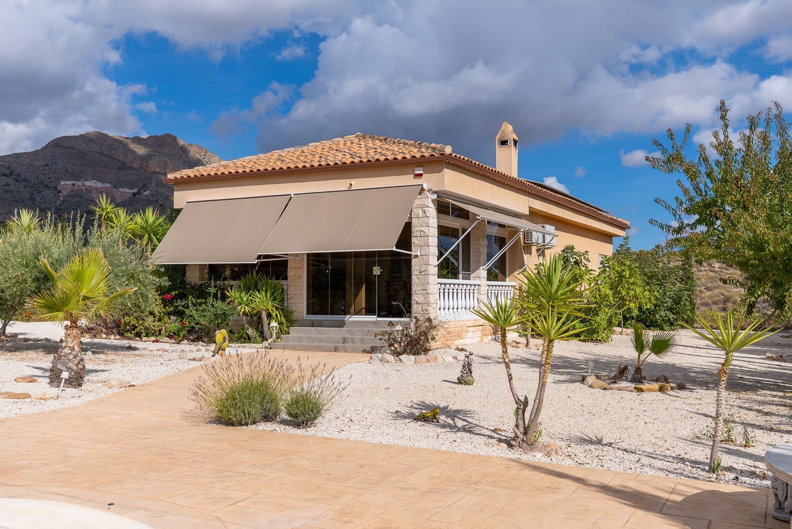 3 slaapkamer Villa te koop in Macisvenda met zwembad garage - € 349.995 (Ref: 10165919)