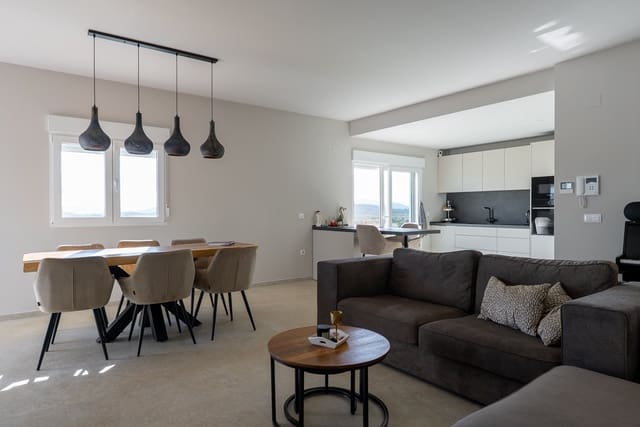 2 sovrum Villa till salu i Pinoso med pool garage - 389 000 € (Ref: 10169055)
