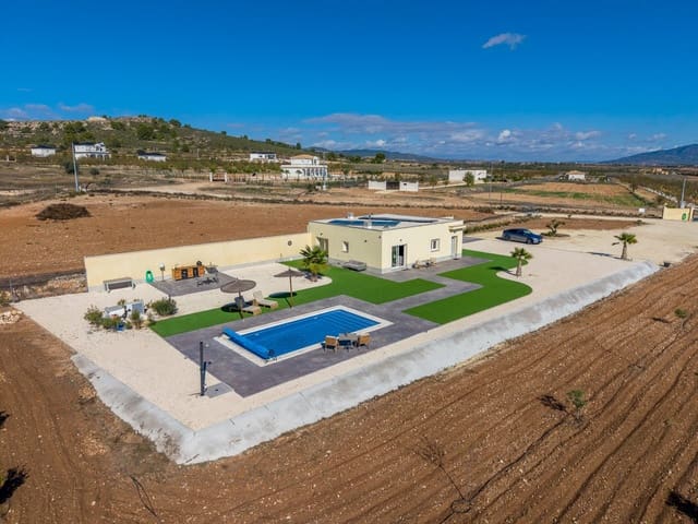 2 sovrum Villa till salu i Pinoso med pool garage - 389 000 € (Ref: 10169055)