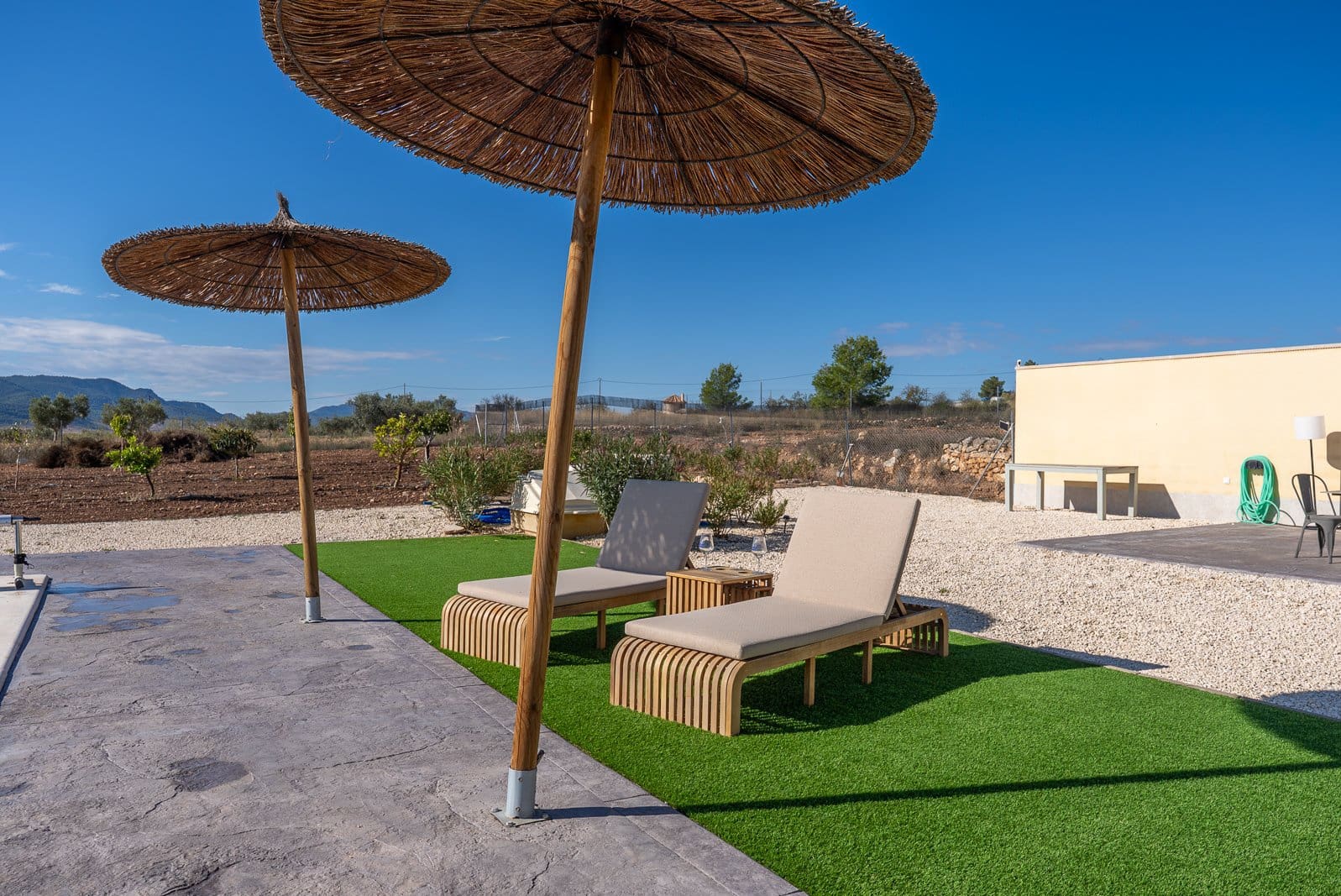 2 sovrum Villa till salu i Pinoso med pool garage - 389 000 € (Ref: 10169055)