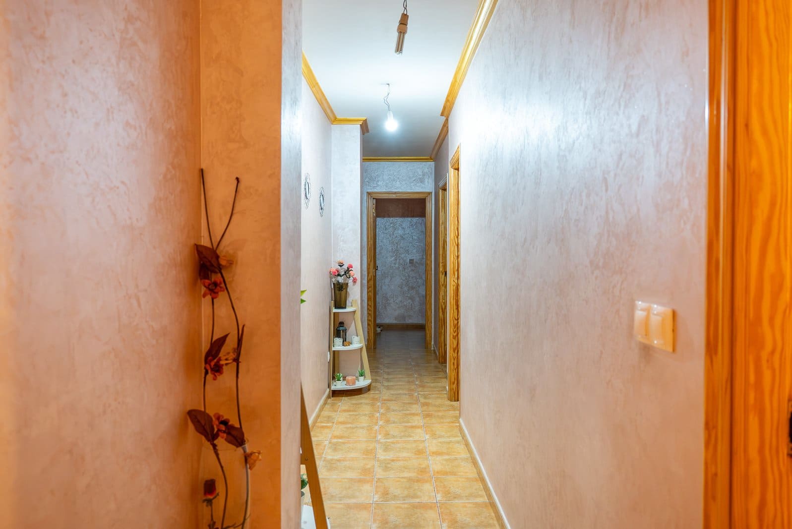 3 Zimmer Apartment zu verkaufen in Pinoso mit Pool Garage - 135.000 € (Ref: 10172966)