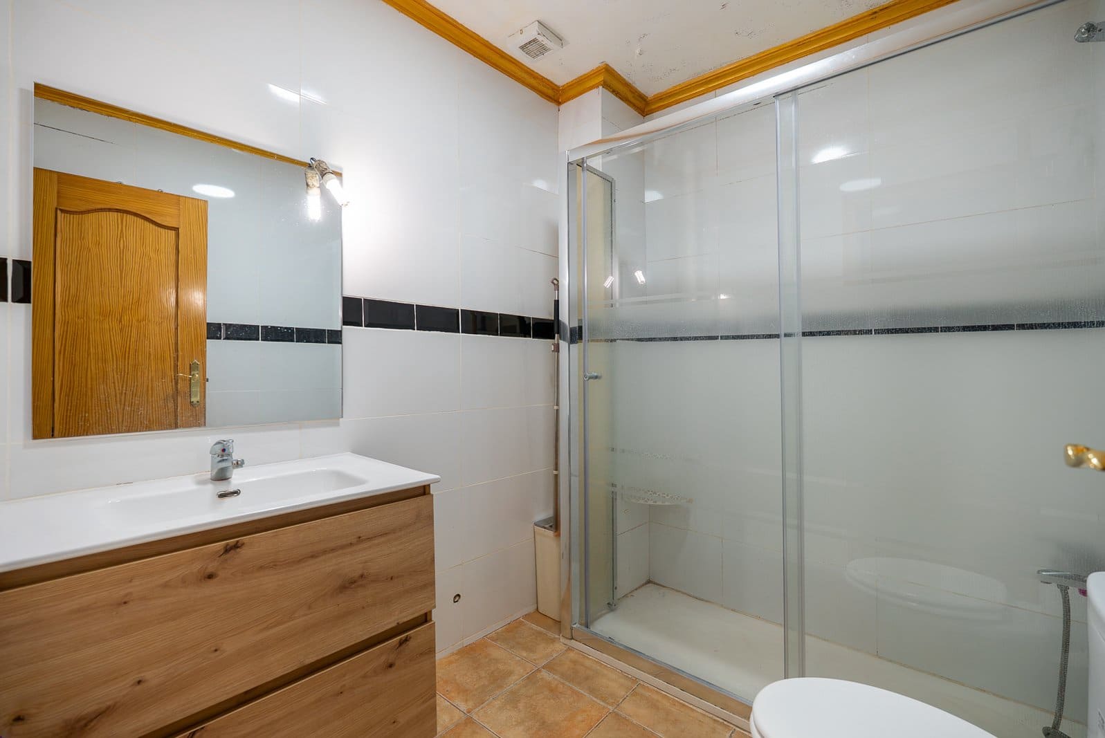 3 Zimmer Apartment zu verkaufen in Pinoso mit Pool Garage - 135.000 € (Ref: 10172966)