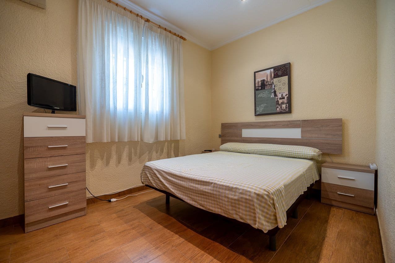 4 quarto Moradia para venda em Sax com piscina garagem - 425 000 € (Ref: 10175503)