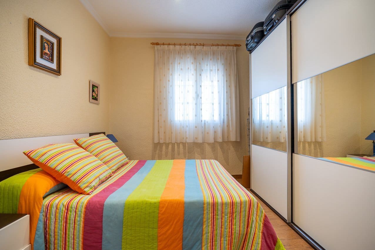4 quarto Moradia para venda em Sax com piscina garagem - 425 000 € (Ref: 10175503)