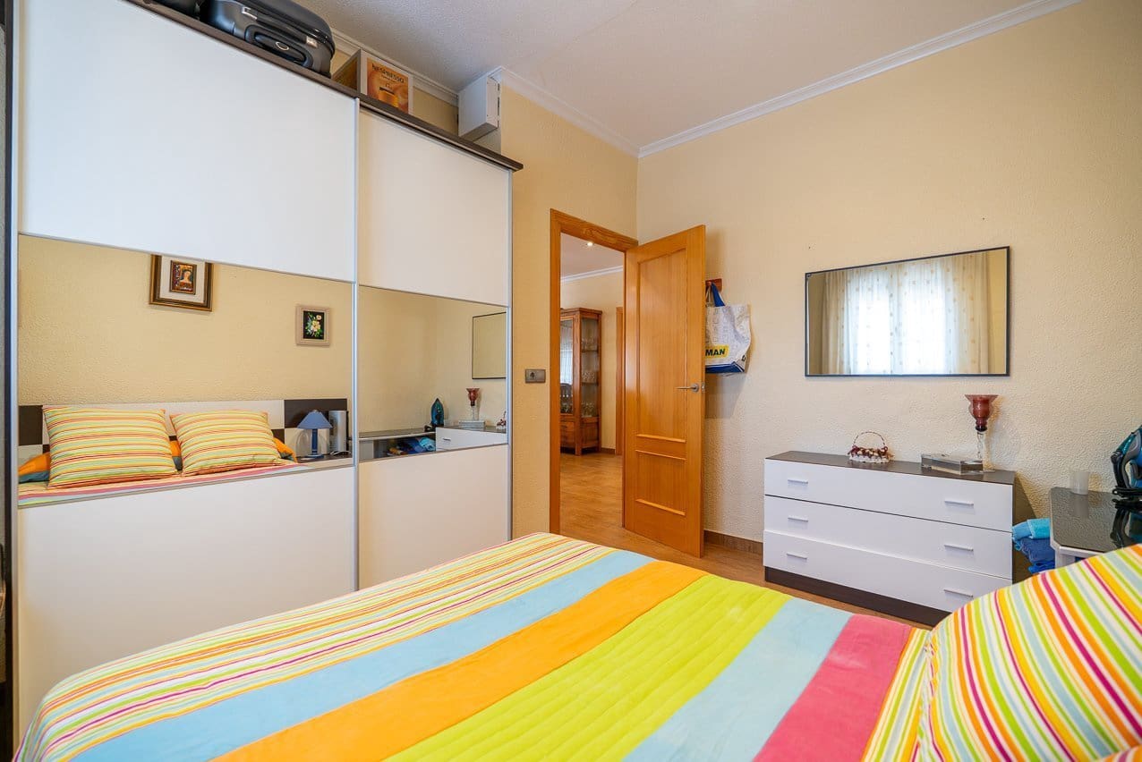 4 quarto Moradia para venda em Sax com piscina garagem - 425 000 € (Ref: 10175503)