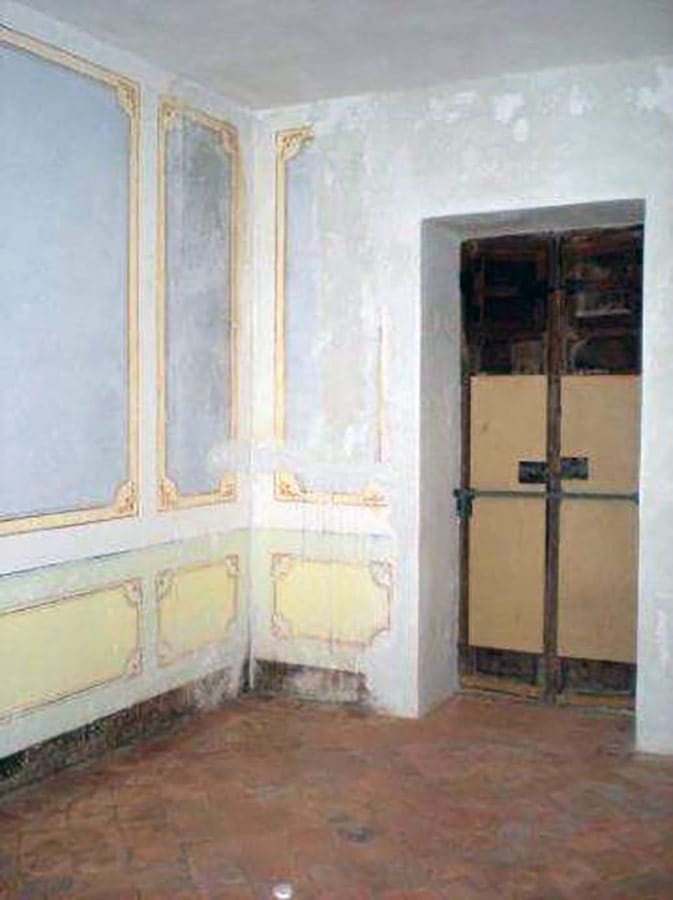 8 bedroom Finca/Country House for sale in Pinoso with pool - € 170,000 (Ref: 3126916)