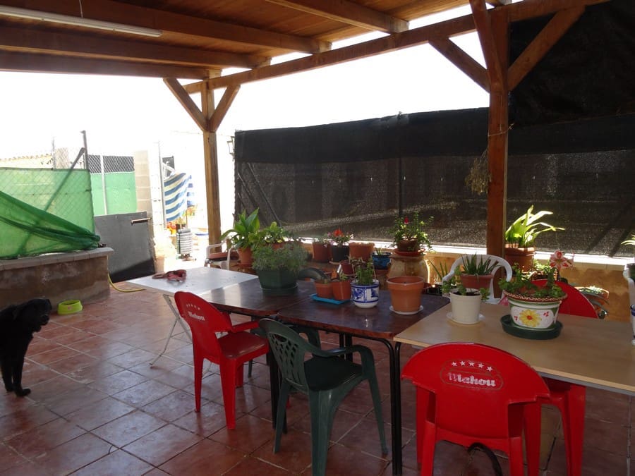 4 bedroom Finca/Country House for sale in Pinoso with pool - € 250,000 (Ref: 3171525)