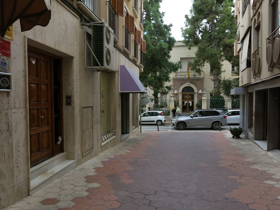 3 slaapkamer Appartement te koop in Monovar / Monover met zwembad - € 135.000 (Ref: 3184693)