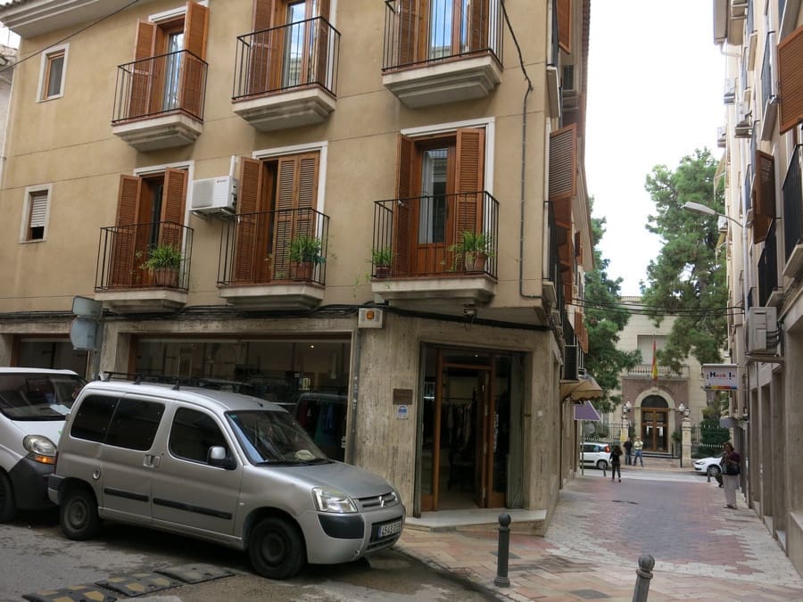 3 slaapkamer Appartement te koop in Monovar / Monover met zwembad - € 135.000 (Ref: 3184693)