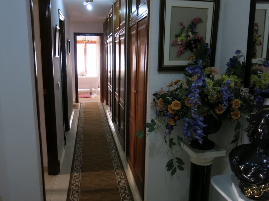 3 slaapkamer Appartement te koop in Monovar / Monover met zwembad - € 135.000 (Ref: 3184693)