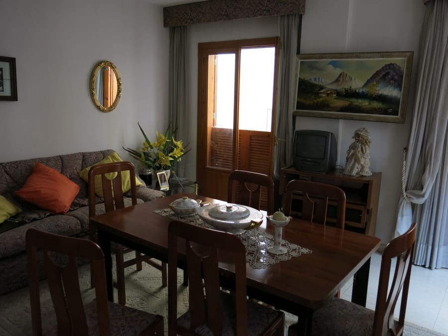 3 slaapkamer Appartement te koop in Monovar / Monover met zwembad - € 135.000 (Ref: 3184693)