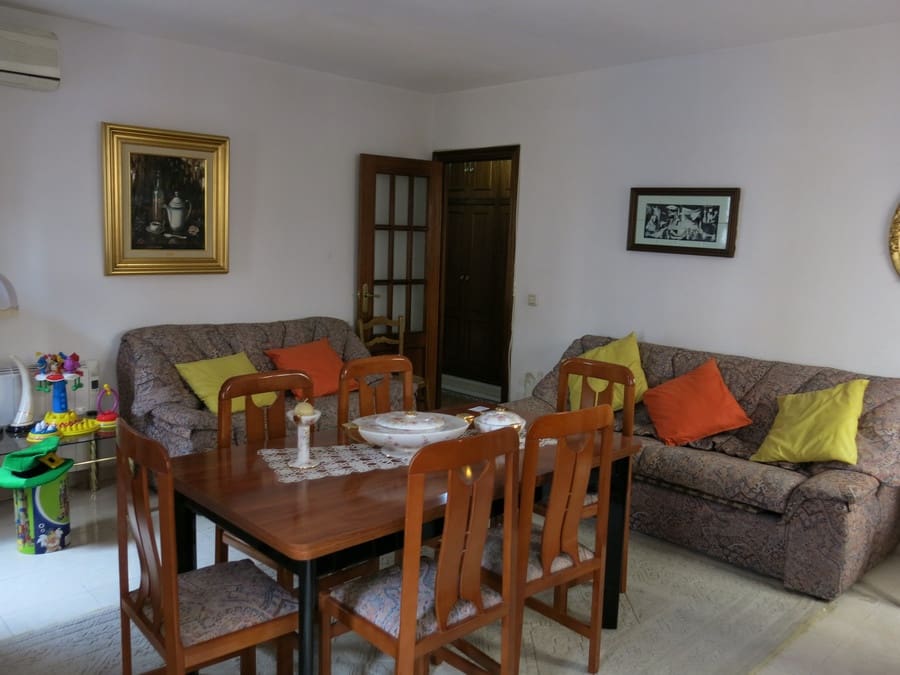 3 slaapkamer Appartement te koop in Monovar / Monover met zwembad - € 135.000 (Ref: 3184693)