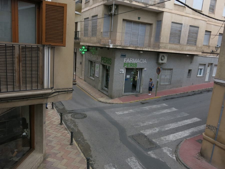 3 slaapkamer Appartement te koop in Monovar / Monover met zwembad - € 135.000 (Ref: 3184693)