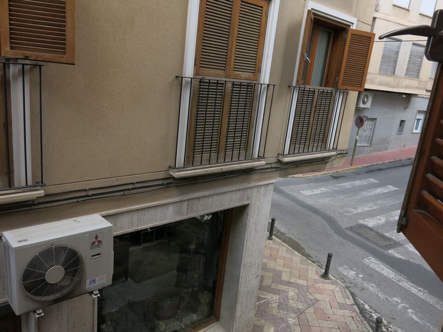 3 slaapkamer Appartement te koop in Monovar / Monover met zwembad - € 135.000 (Ref: 3184693)