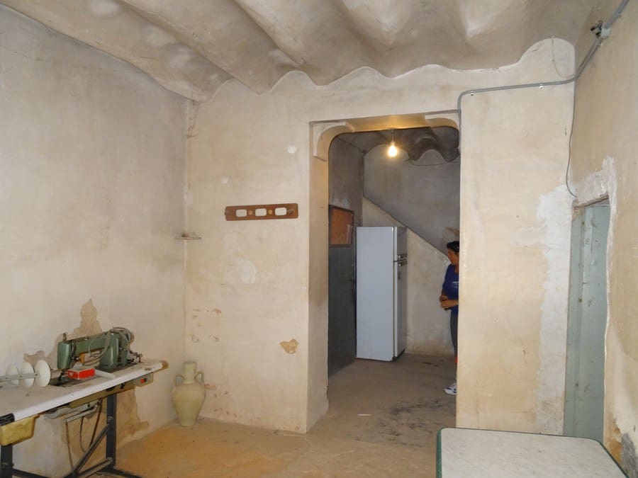 4 soverom Finca/Herregård til salgs i Pinoso med svømmebasseng - € 40 000 (Ref: 3190065)