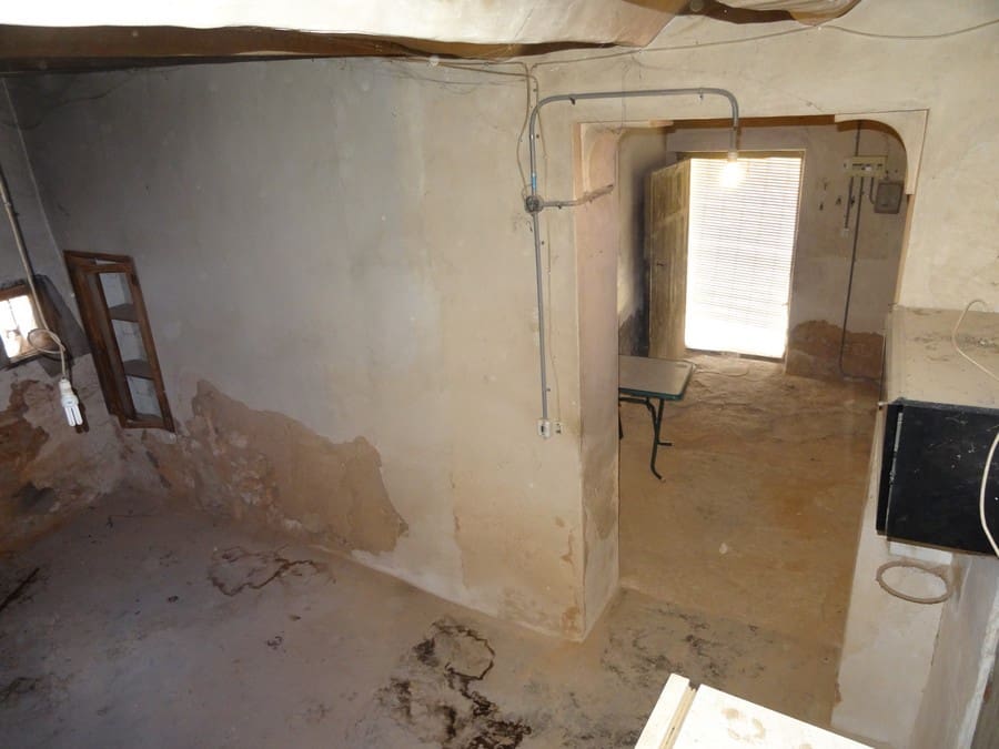 4 soverom Finca/Herregård til salgs i Pinoso med svømmebasseng - € 40 000 (Ref: 3190065)