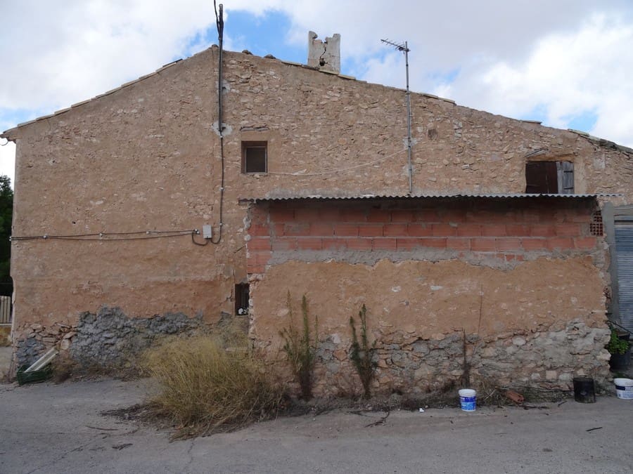 4 soverom Finca/Herregård til salgs i Pinoso med svømmebasseng - € 40 000 (Ref: 3190065)