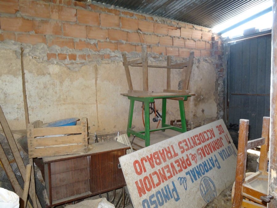 4 soverom Finca/Herregård til salgs i Pinoso med svømmebasseng - € 40 000 (Ref: 3190065)