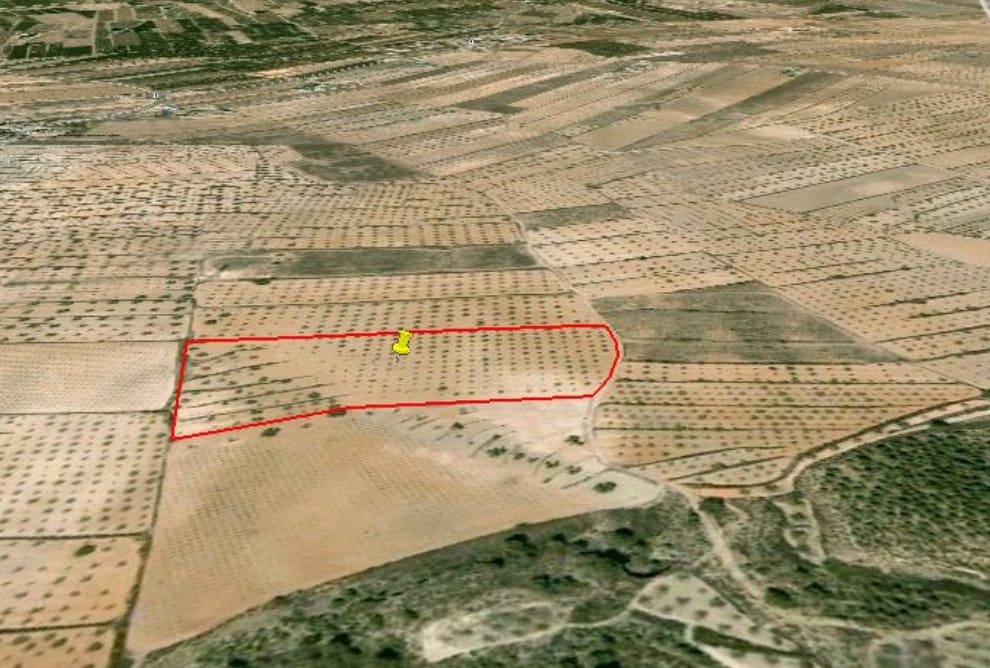 Grunde uden byggetilladelser til salg i Jumilla - € 24.000 (Ref: 3190067)
