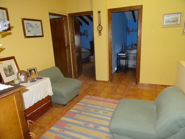 4 bedroom Finca/Country House for sale in Chinorlet / Xinorlet, Monóvar / Monóver with pool - € 156,000 (Ref: 3223716)