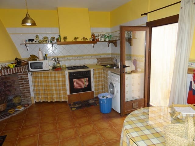 4 bedroom Finca/Country House for sale in Chinorlet / Xinorlet, Monóvar / Monóver with pool - € 156,000 (Ref: 3223716)