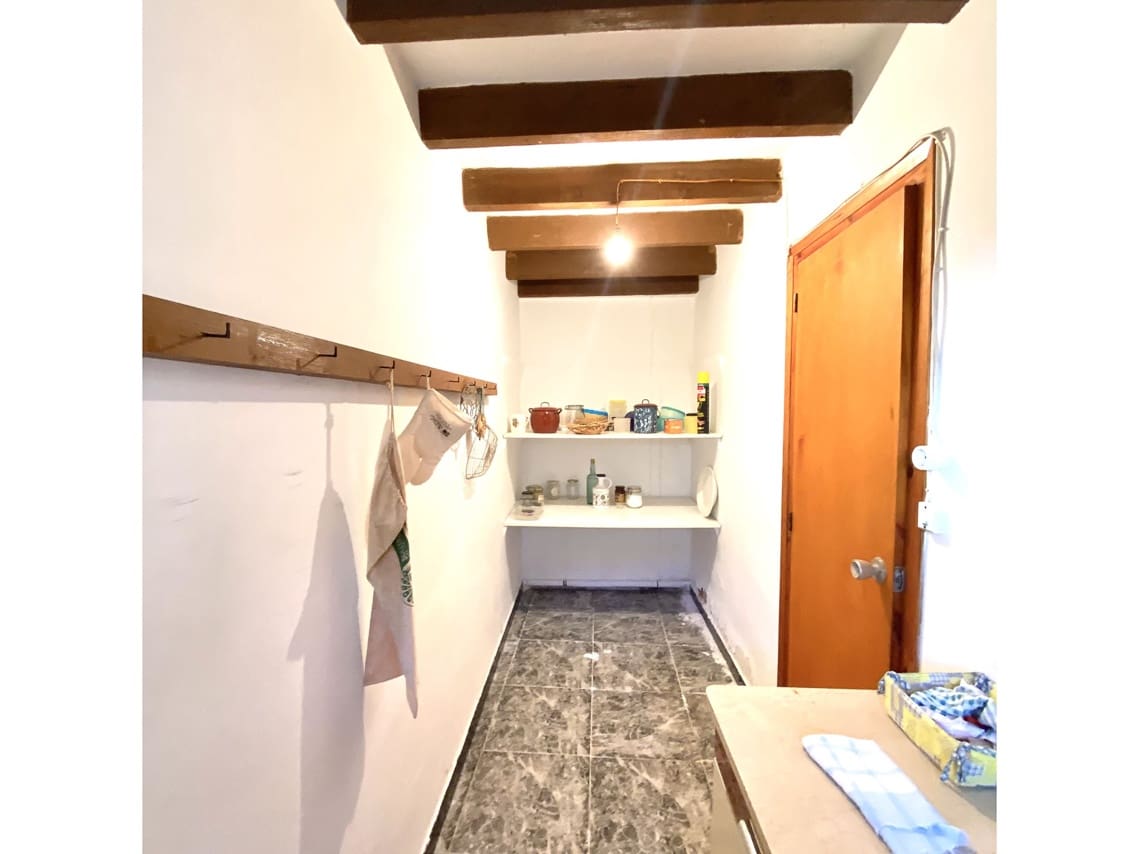 5 soverom Hus til salgs i Pinoso med svømmebasseng - € 105 000 (Ref: 3226543)