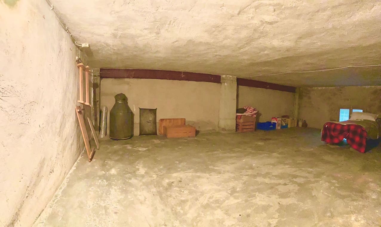 5 soverom Hus til salgs i Pinoso med svømmebasseng - € 105 000 (Ref: 3226543)