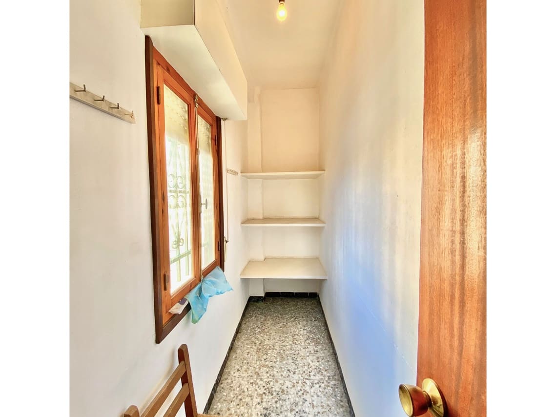 5 soverom Hus til salgs i Pinoso med svømmebasseng - € 105 000 (Ref: 3226543)