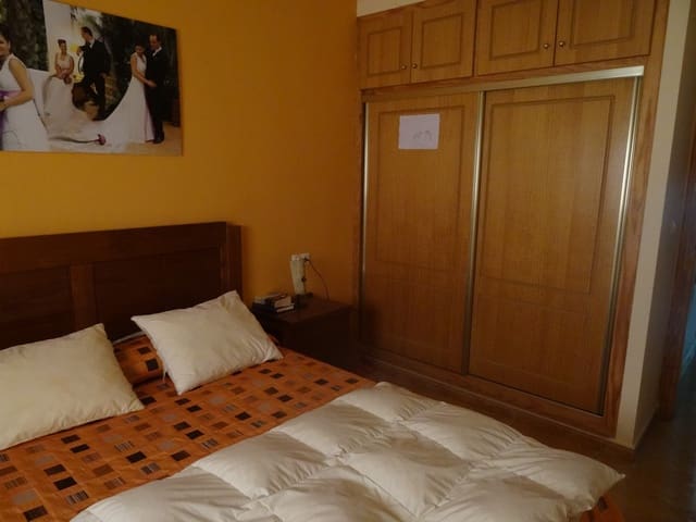 3 quarto Apartamento para venda em Pinoso com piscina - 120 000 € (Ref: 3228035)