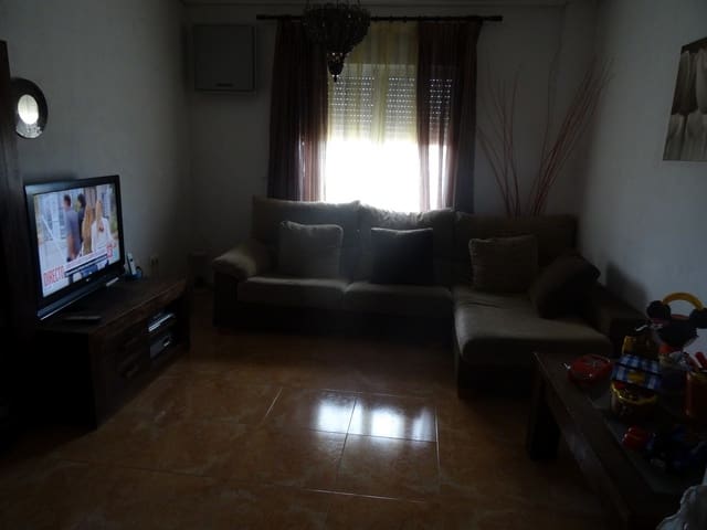 3 quarto Apartamento para venda em Pinoso com piscina - 120 000 € (Ref: 3228035)