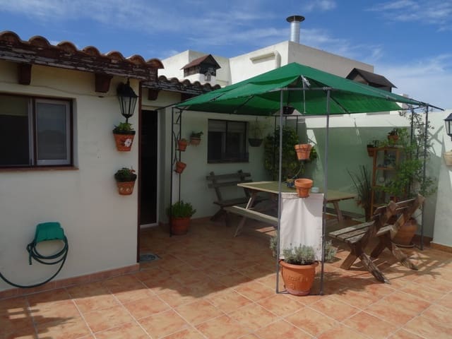 3 quarto Apartamento para venda em Pinoso com piscina - 120 000 € (Ref: 3228035)