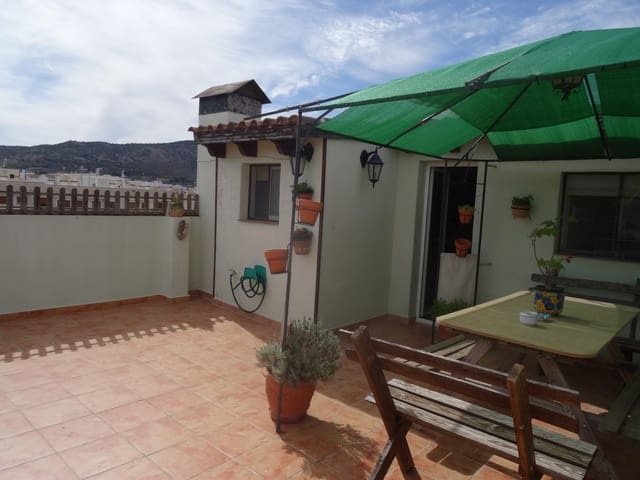 3 quarto Apartamento para venda em Pinoso com piscina - 120 000 € (Ref: 3228035)