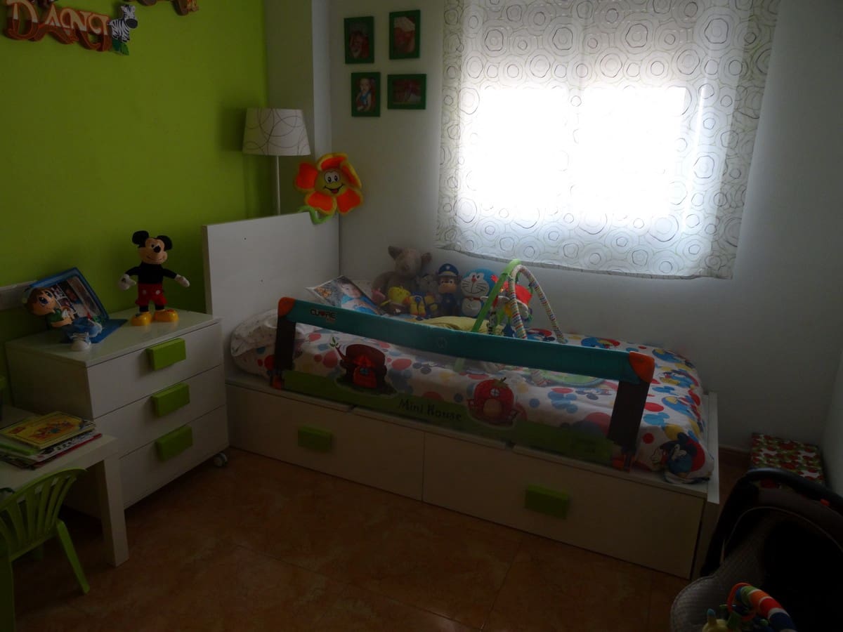 3 bedroom Apartment for sale in Pinoso with pool - € 120,000 (Ref: 3228035)